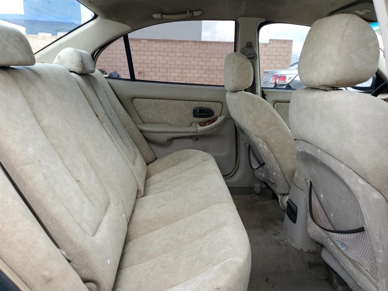 kmhdn45d02u373407 KMHDN45D02U373407 2002 Hyundai Elantra Gls