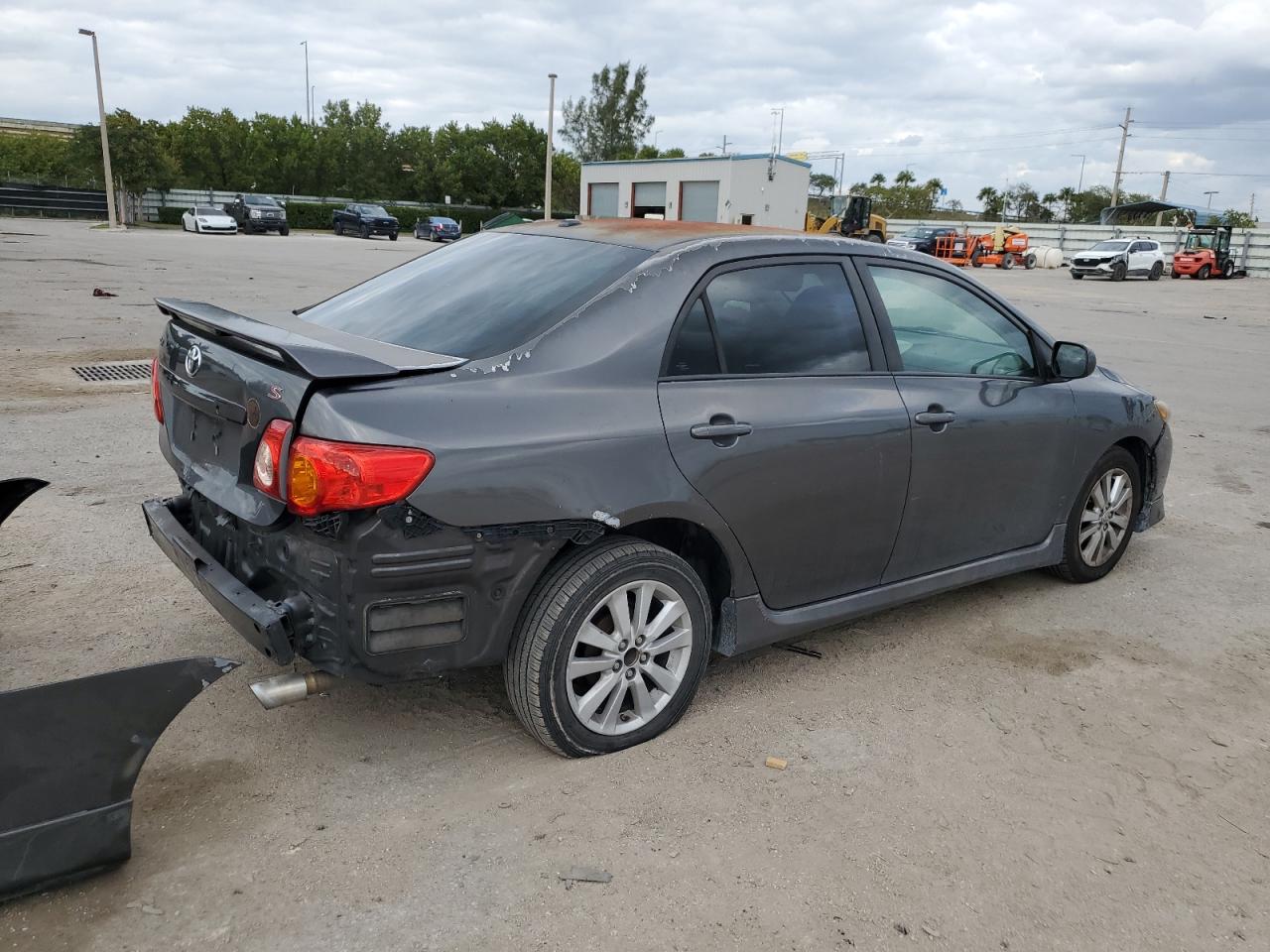 2T1BU4EE0AC452319 2010 Toyota Corolla Base