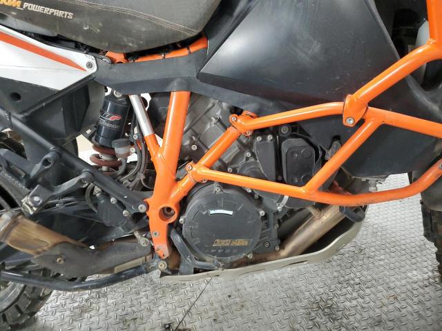 2018 KTM 1290 SUPER - VBKV59405JM990366