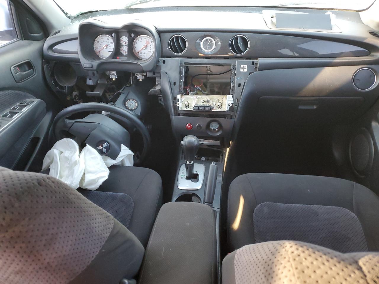 JA4LX41F04U014234 2004 Mitsubishi Outlander Xls