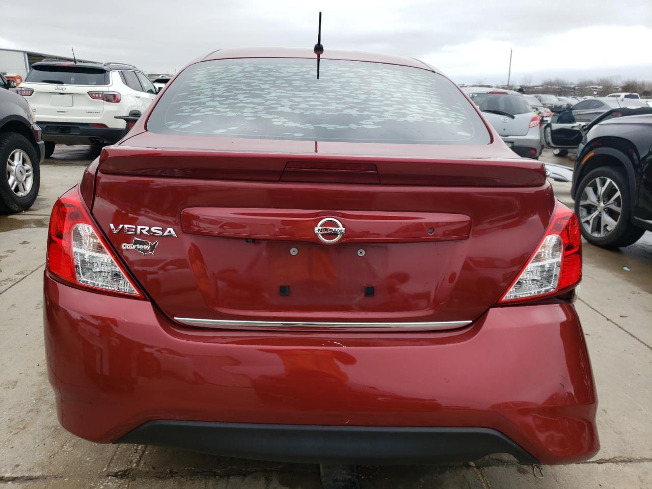 3N1CN7AP5JL887007 2018 Nissan Versa S