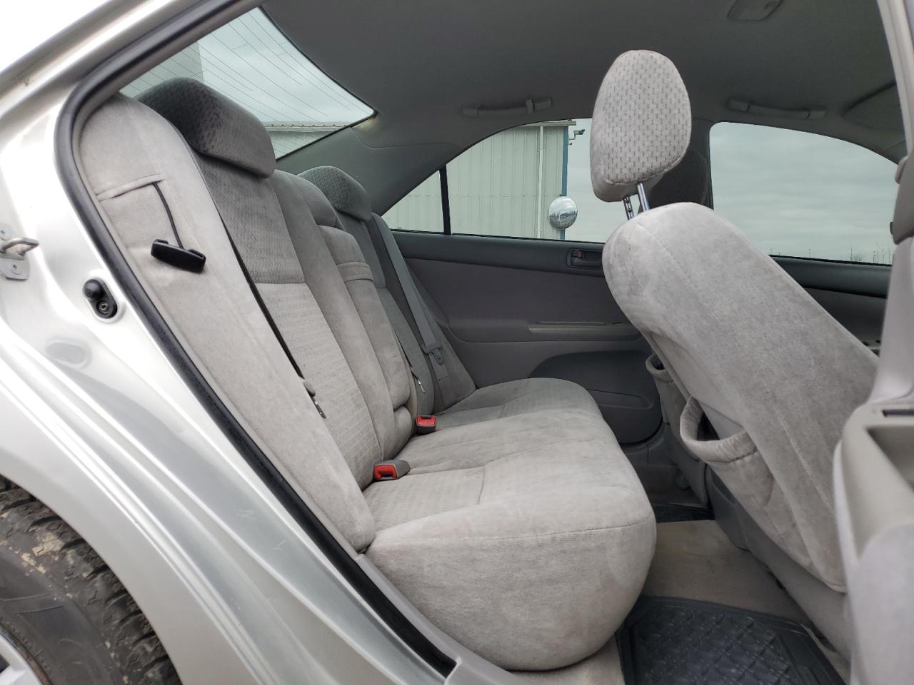 4T1BE32K94U913831 2004 Toyota Camry Le