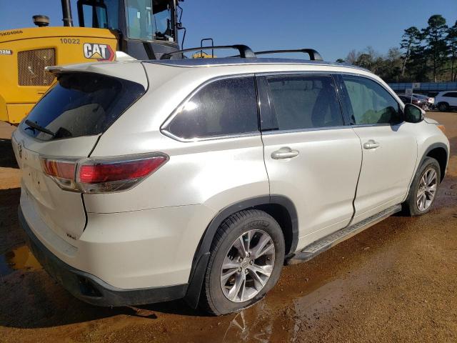 VIN 5TDKKRFH5FS076825 2015 Toyota Highlander, Xle no.3