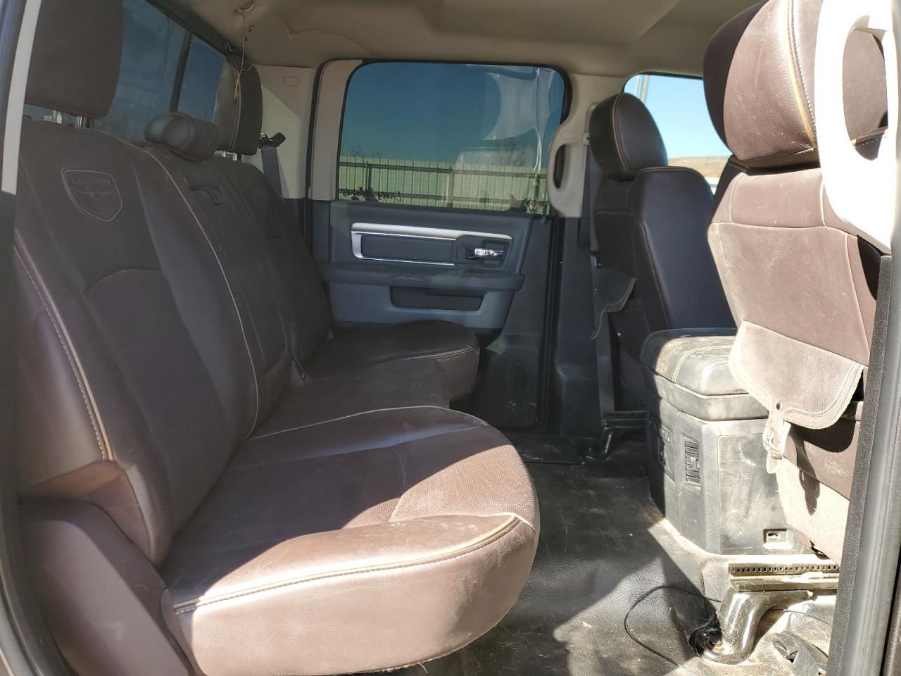 3C63RRHL5JG270318 2018 Ram 3500 Slt