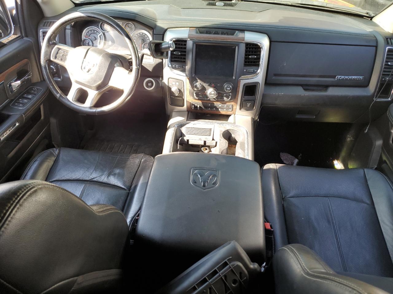 3C63RRJLXJG311357 2018 Ram 3500 Laramie