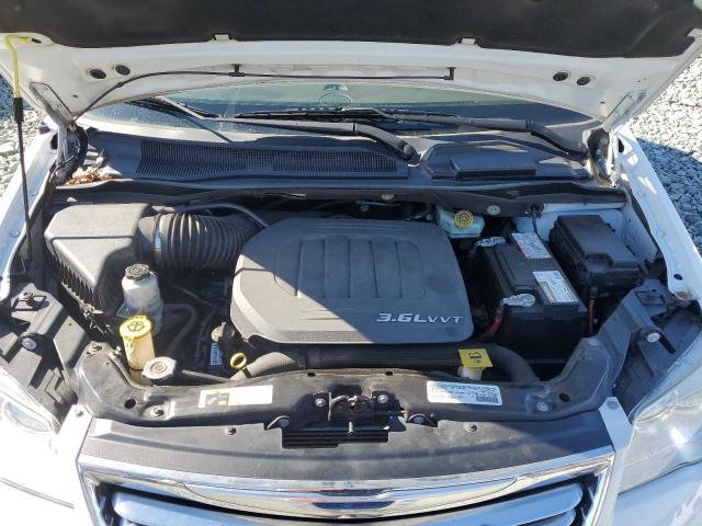2015 CHRYSLER TOWN & COU - 2C4RC1BG5FR546144