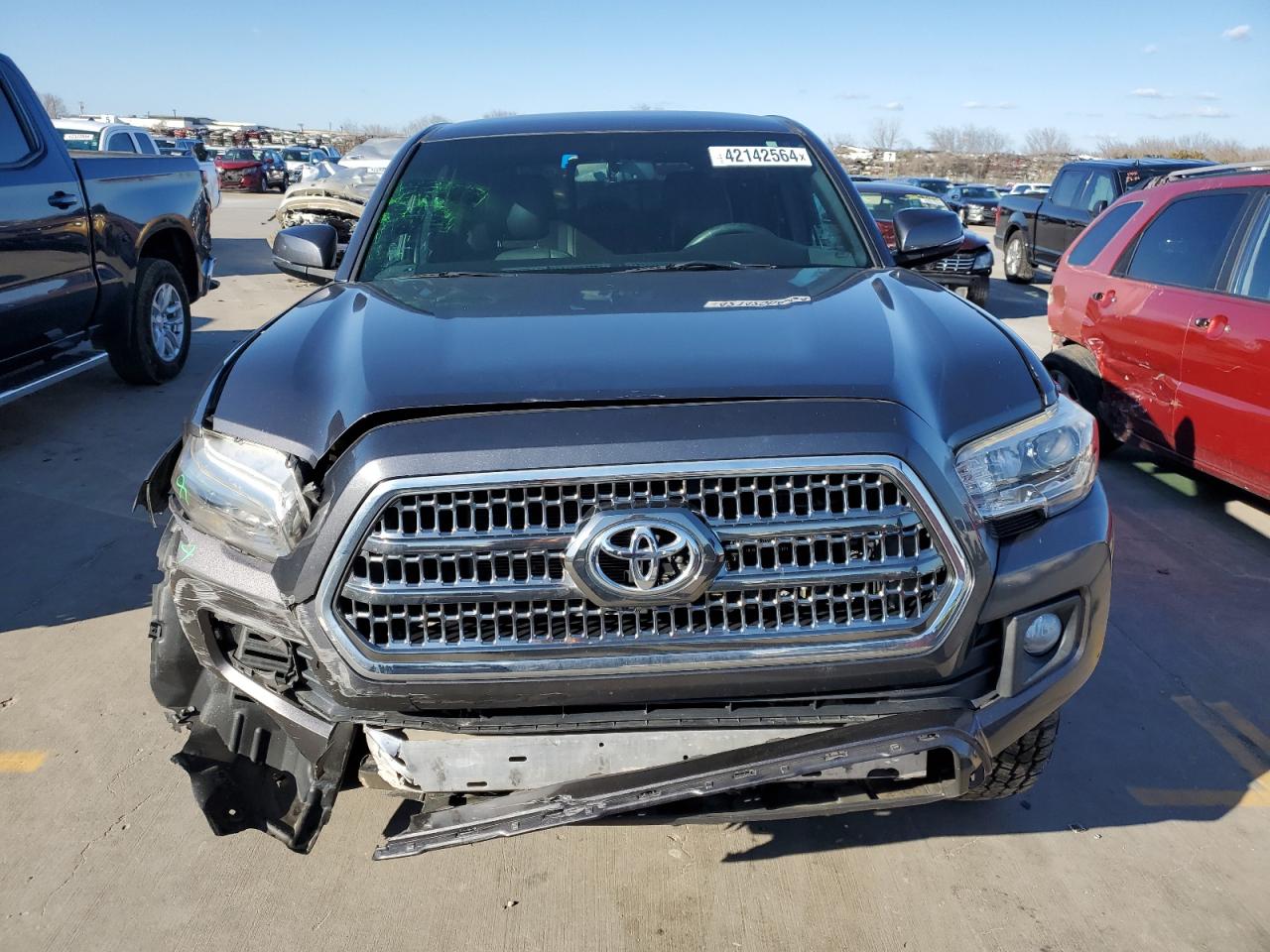 5TFAZ5CN8HX035998 2017 Toyota Tacoma Double Cab