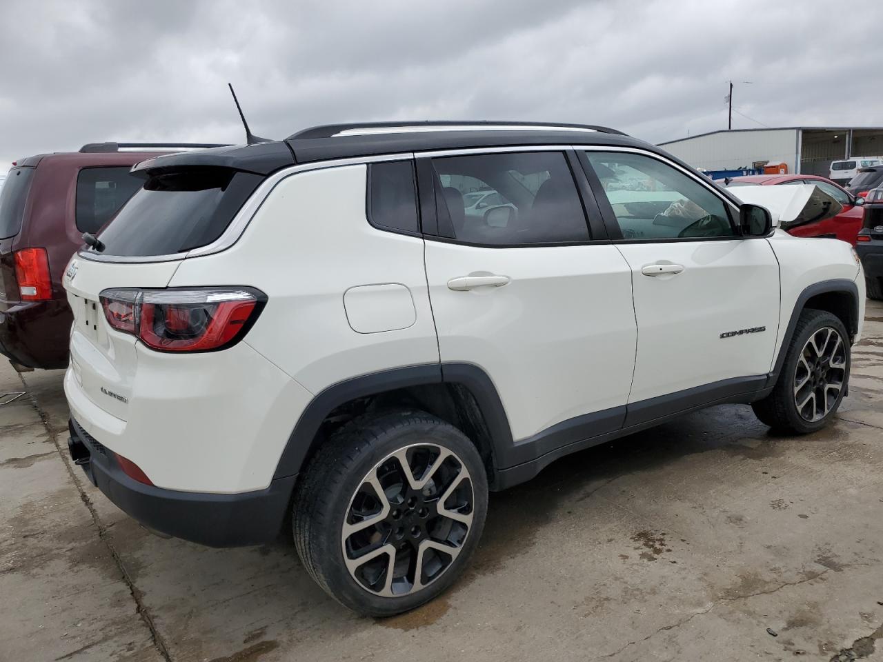 2018 Jeep Compass Limited vin: 3C4NJDCB8JT169307