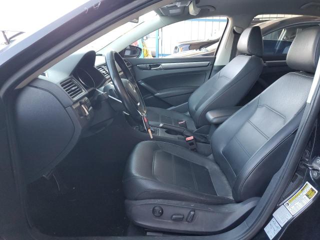 2017 VOLKSWAGEN PASSAT R-L 1VWDT7A3XHC071191