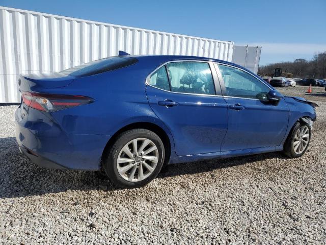Lot #2480904103 2023 TOYOTA CAMRY LE salvage car