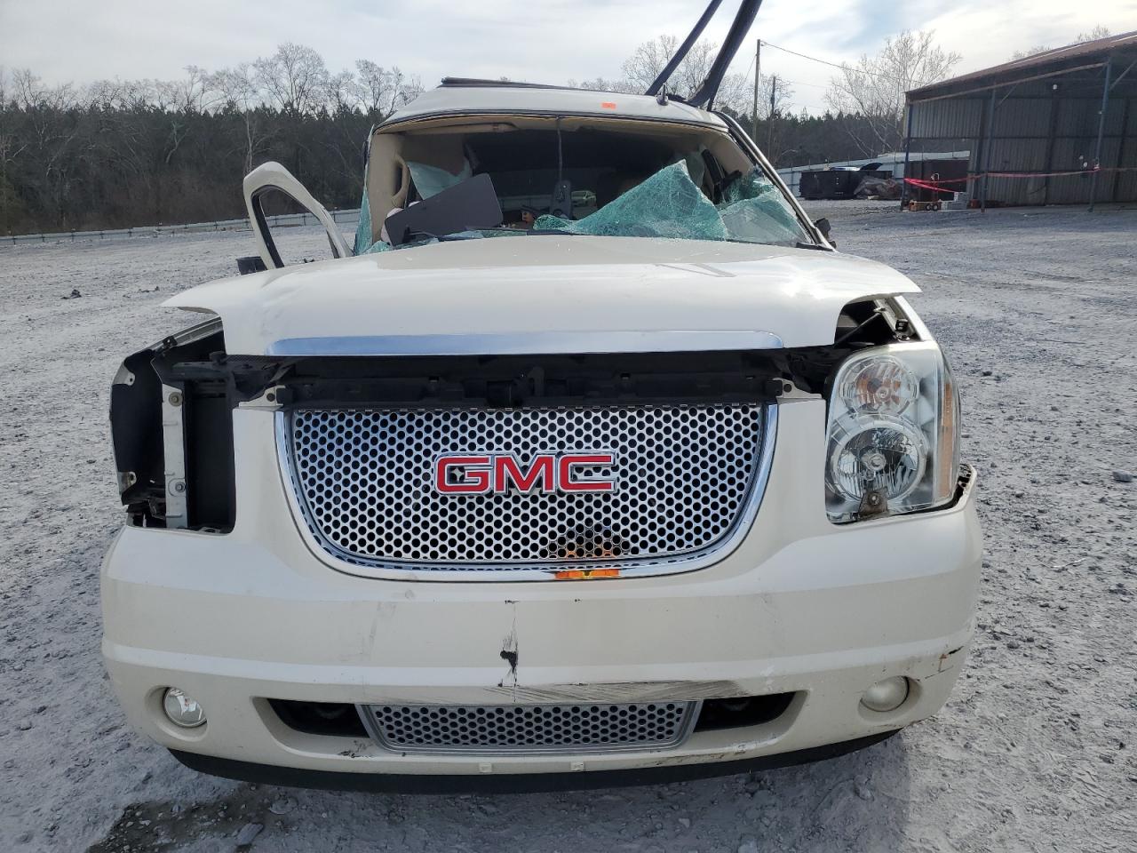 1GKS2EEF0DR366107 2013 GMC Yukon Denali