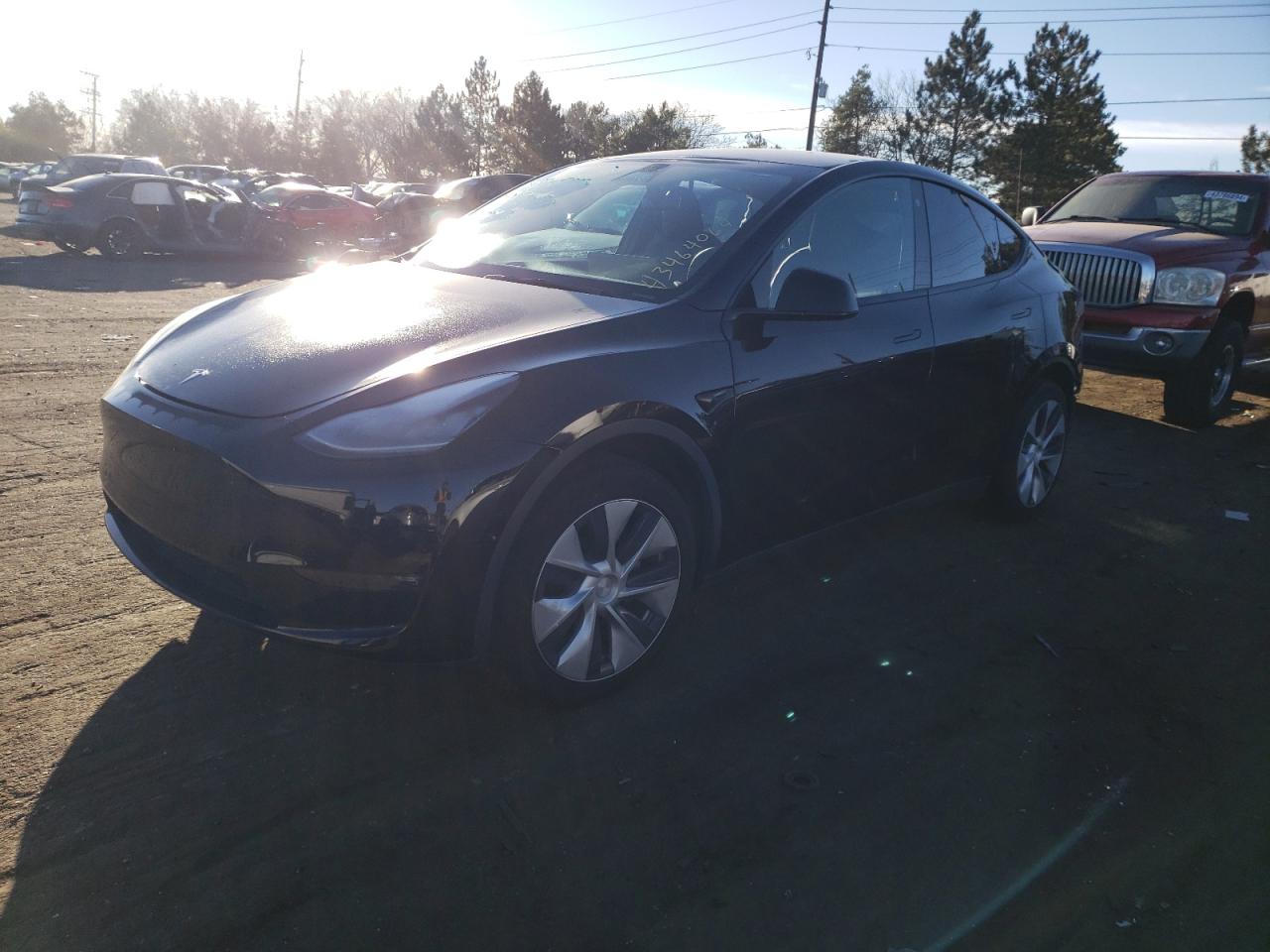 2021 Tesla Model Y vin: 5YJYGDED3MF106046