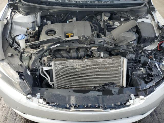 2017 Kia Forte - Image 11