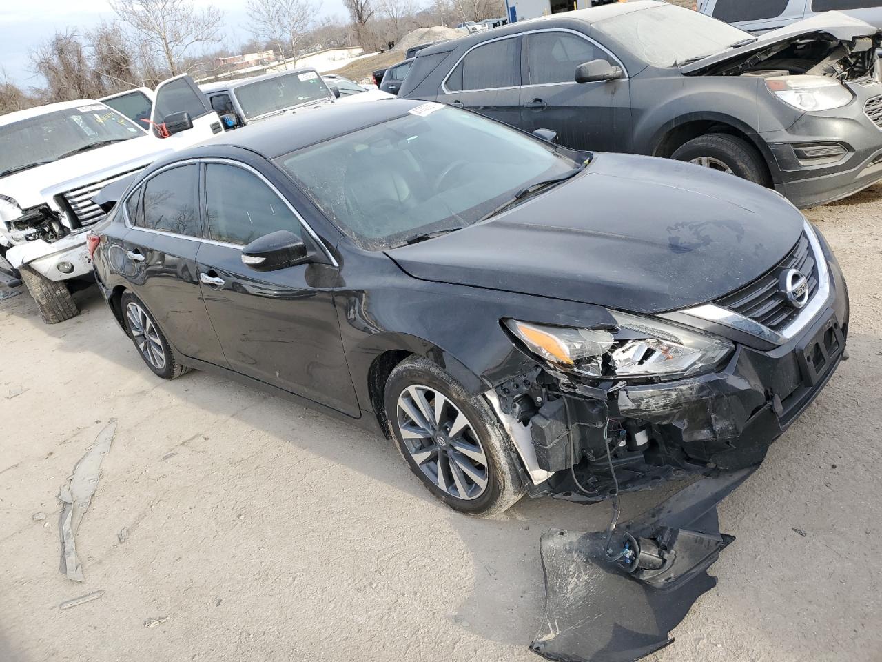 2017 Nissan Altima 2.5 vin: 1N4AL3AP4HC177577