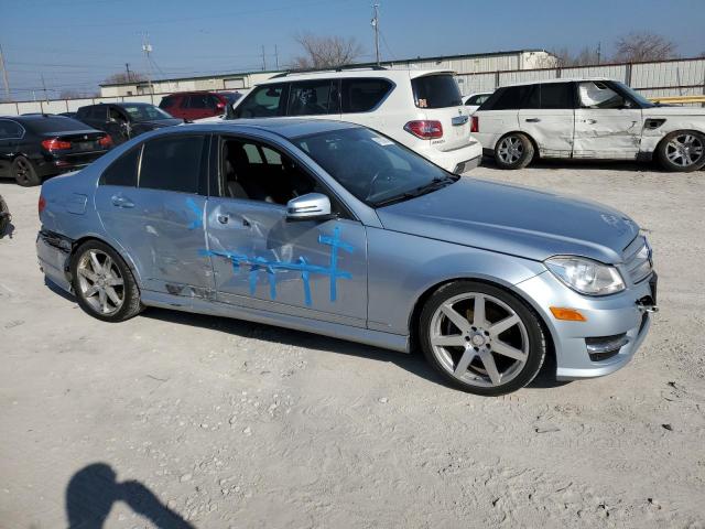 VIN WDDGF4HB7DR265516 2013 Mercedes-Benz C-Class, 250 no.4