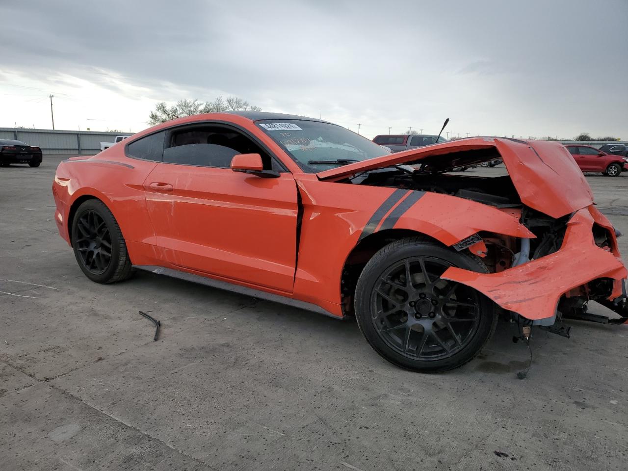1FA6P8AM1F5338076 2015 Ford Mustang