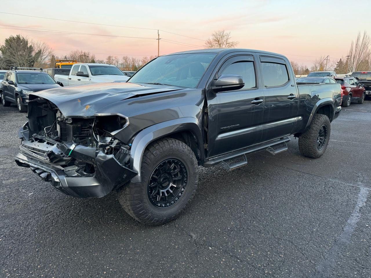 VIN: 3TMDZ5BN7NM139379 2022 TOYOTA TACOMA