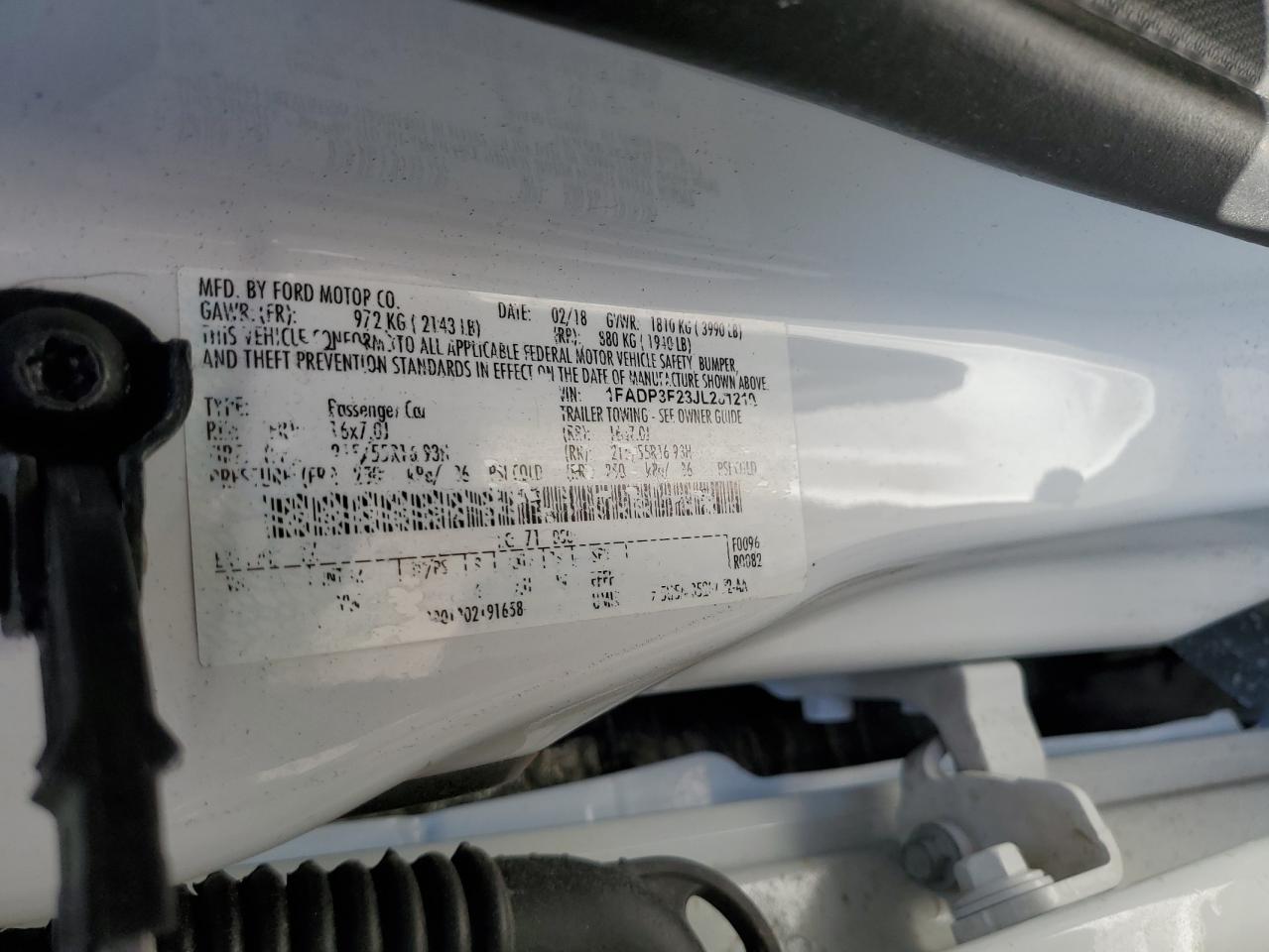 1FADP3F23JL281210 2018 Ford Focus Se