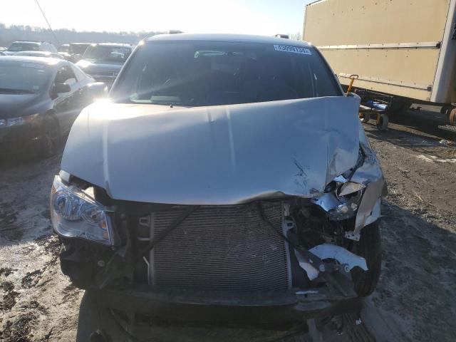 2015 CHRYSLER TOWN & COU - 2C4RC1BG7FR521908