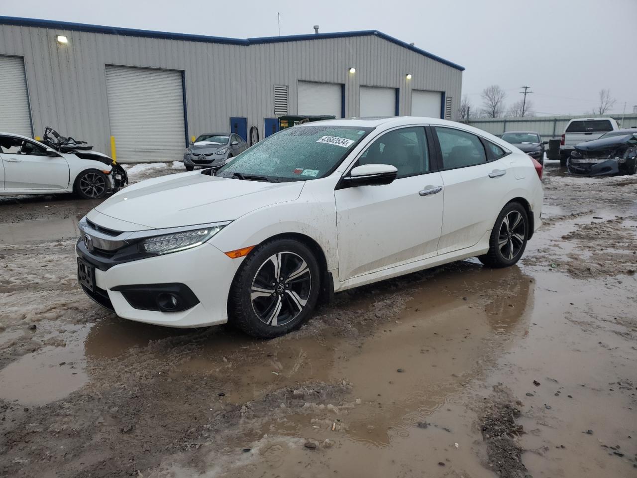 2016 Honda Civic Touring vin: 19XFC1F96GE018811