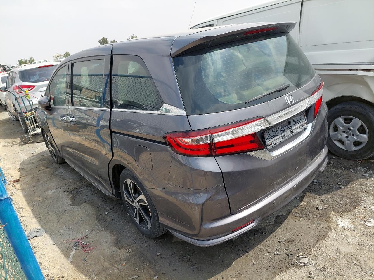 JHMRC1851HC400498 2017 HONDA ODYSSEY, photo no. 3