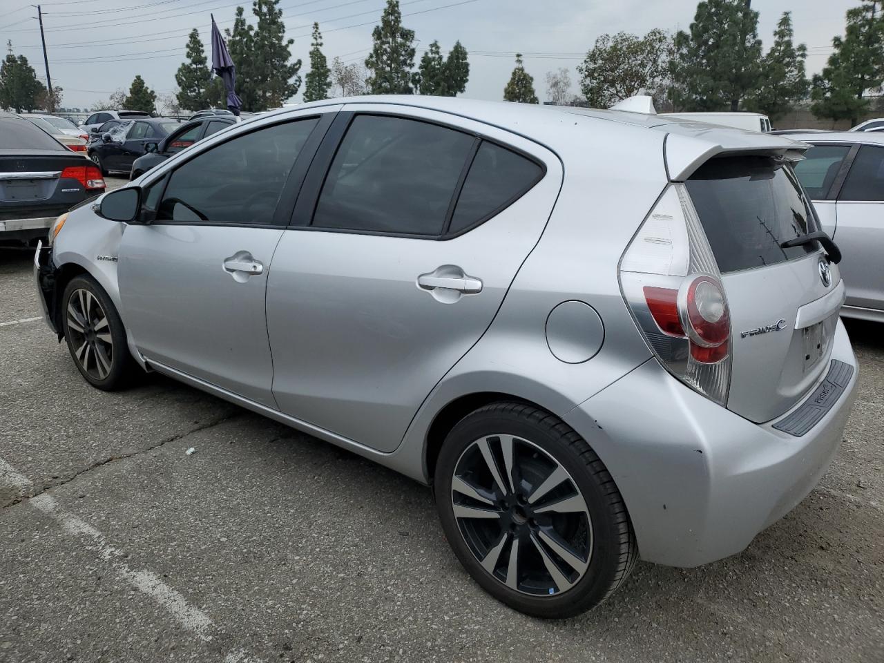 JTDKDTB30E1573956 2014 Toyota Prius C