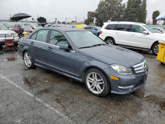 VIN WDDGF4HB2DA816997 2013 Mercedes-Benz C-Class, 250 no.4