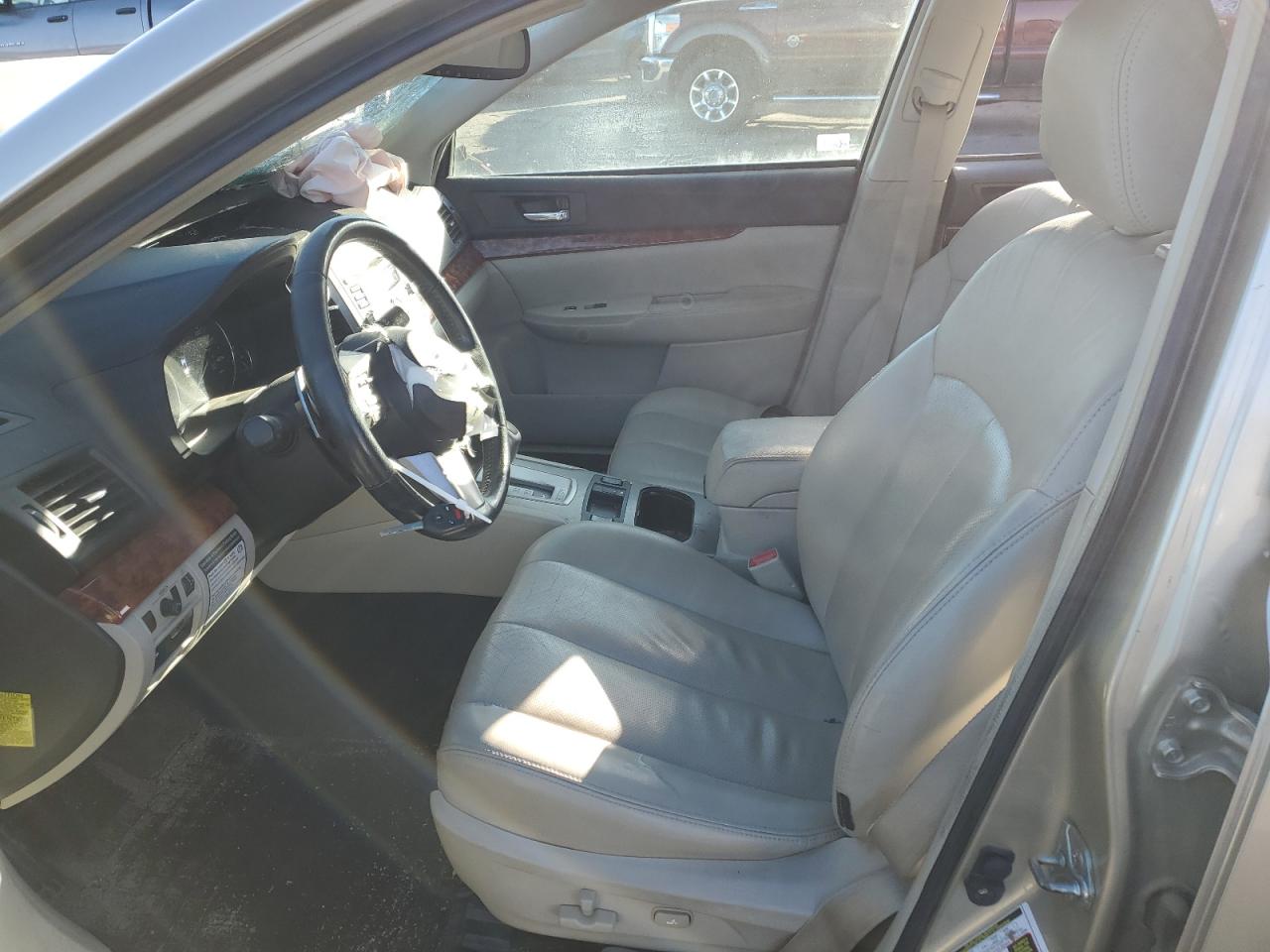 4S4BRCJC9A3352689 2010 Subaru Outback 2.5I Limited