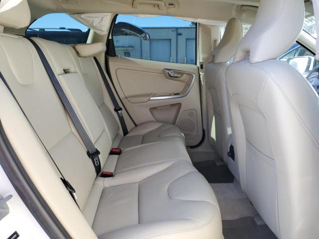2015 VOLVO XC60 T5 PR YV4612RK5F2663551