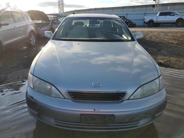 1999 Lexus Es 300 VIN: JT8BF28G2X0172172 Lot: 41063464