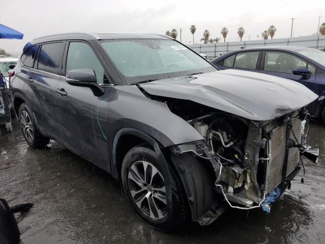 VIN 5TDHZRAH0MS063863 2021 Toyota Highlander, Xle no.4