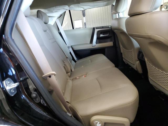 2019 TOYOTA 4RUNNER SR JTEBU5JR5K5633148