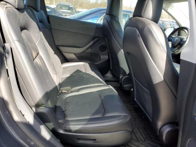 2022 TESLA MODEL Y 7SAYGAEE8NF430007