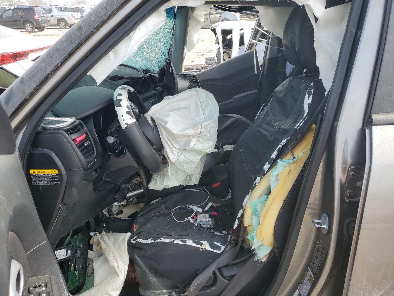 KNDJN2A24G7321302 2016 Kia Soul