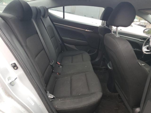 2019 HYUNDAI ELANTRA SE KMHD74LF6KU779383