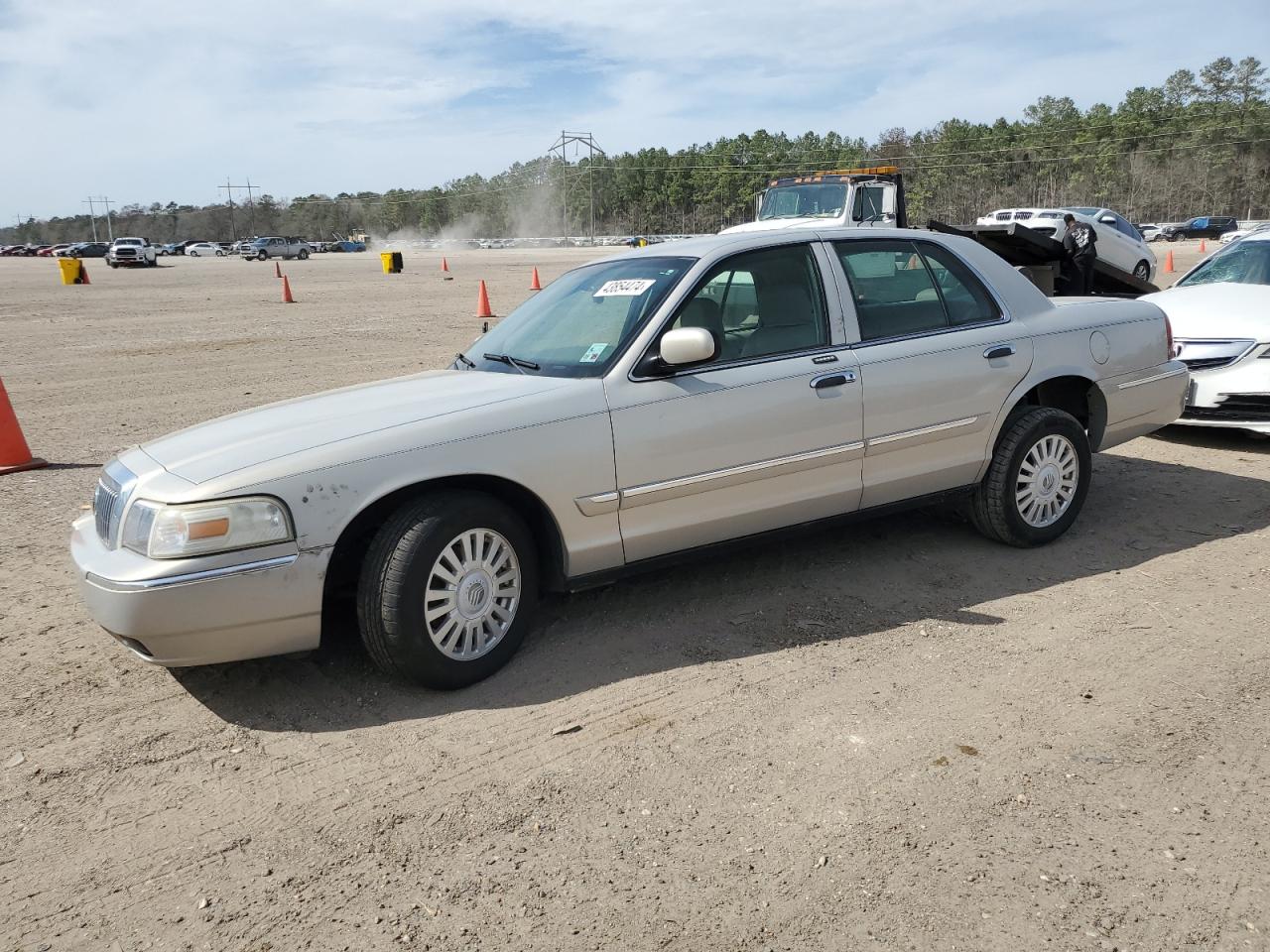 2MEFM74V68X609280 2008 Mercury Grand Marquis Gs