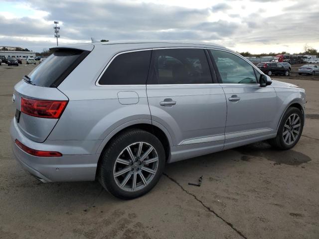 WA1LHAF74KD019057 2019 AUDI Q7, photo no. 3