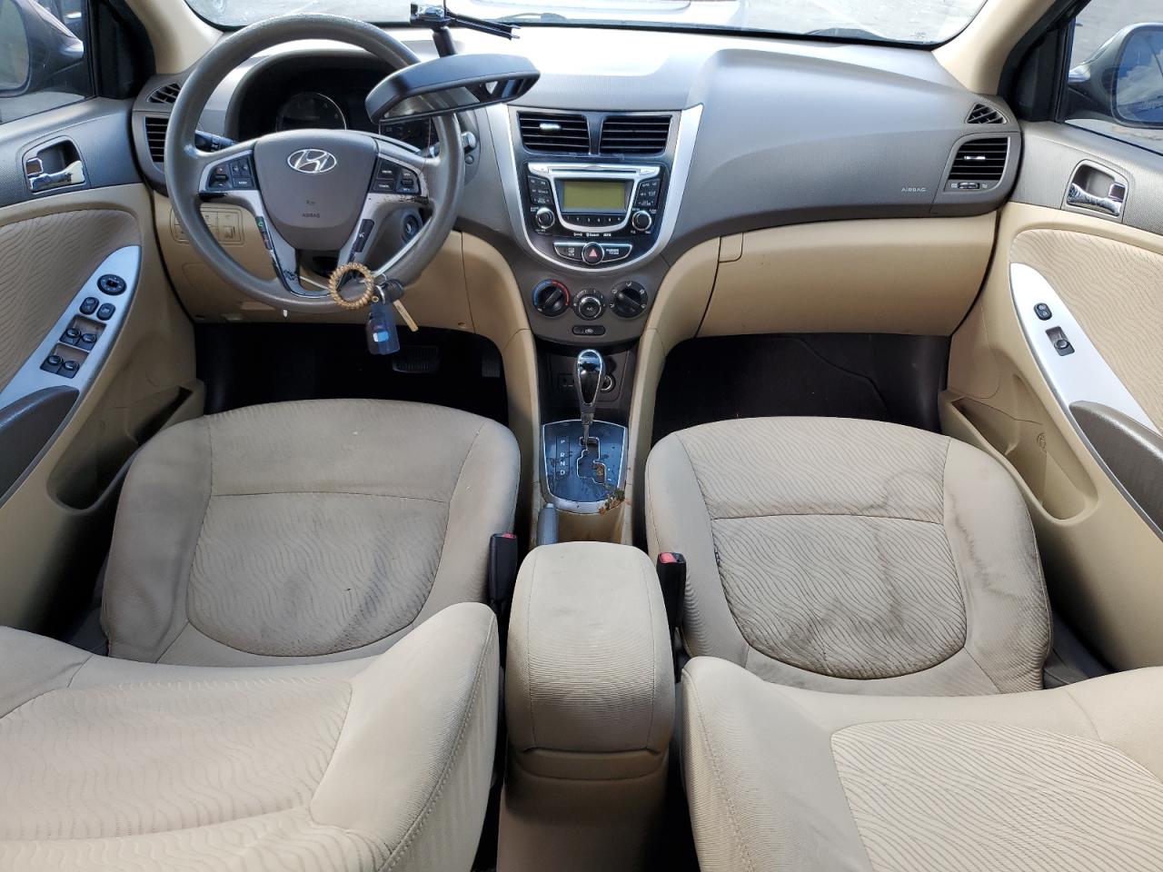 KMHCU4AE0DU380681 2013 Hyundai Accent Gls