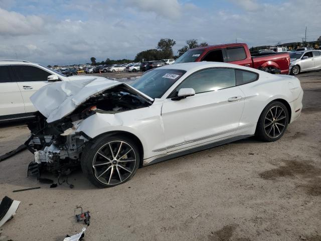 Lot #2353260033 2017 FORD MUSTANG salvage car