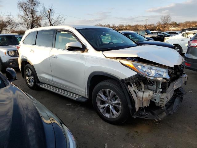 VIN 5TDBKRFH6FS215151 2015 Toyota Highlander, LE no.4