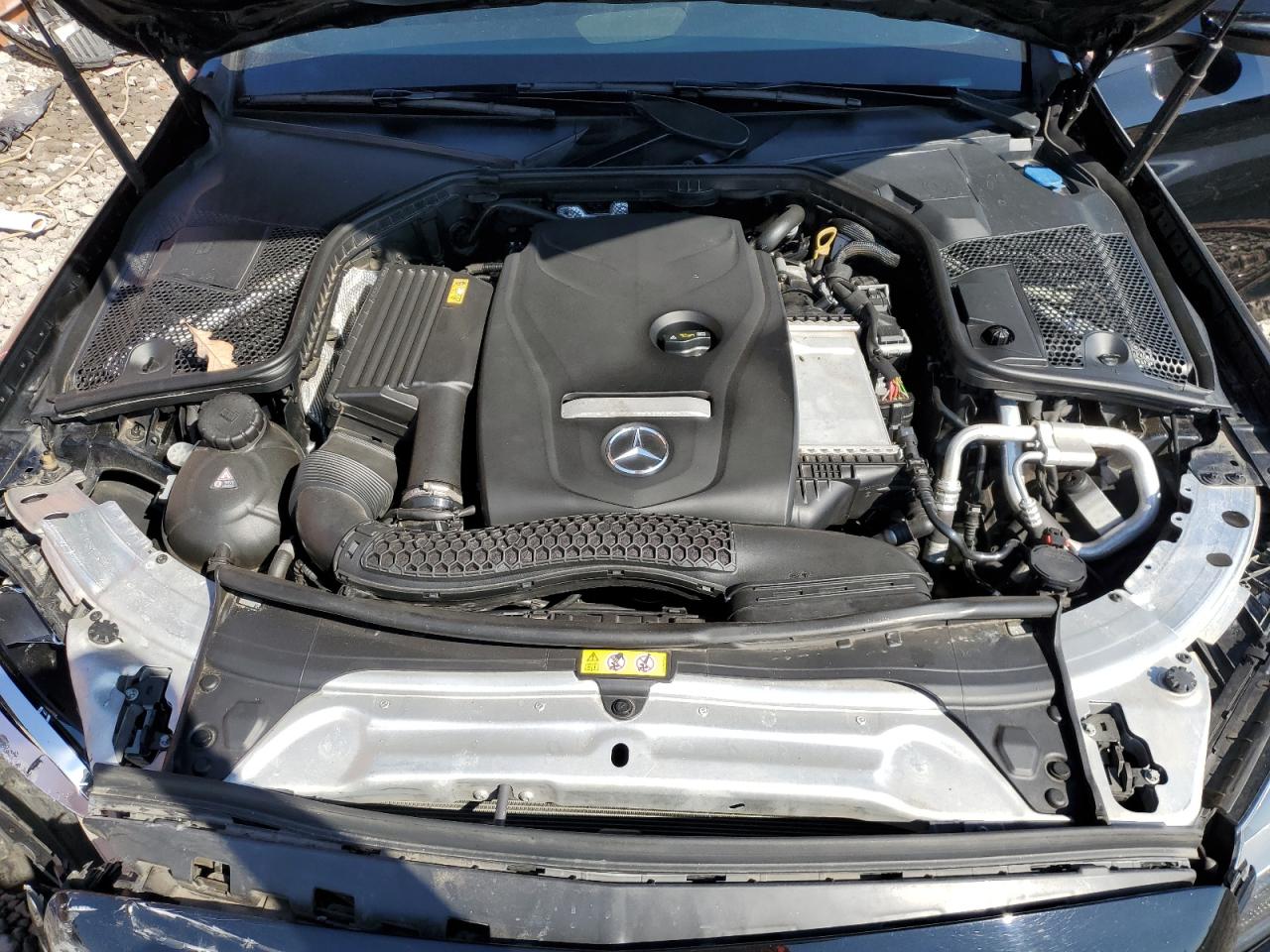 MERCEDES-BENZ C 300 -