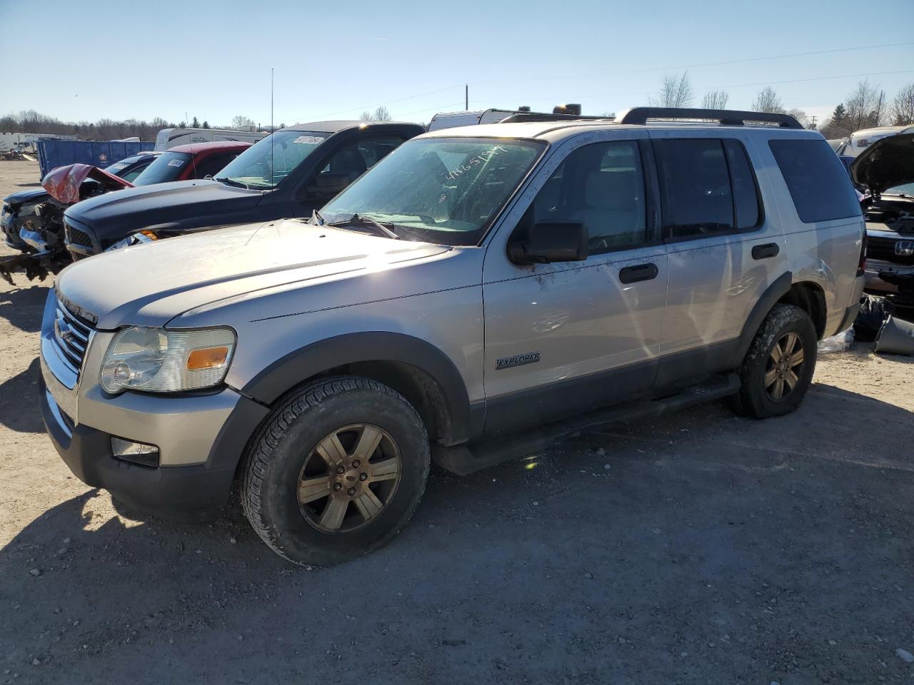 1FMEU63E06UA12215 2006 Ford Explorer Xlt