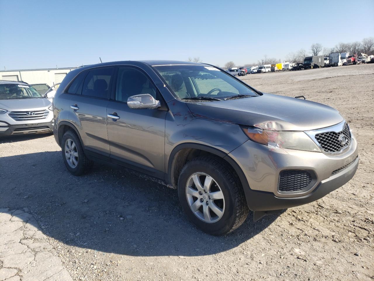 5XYKT3A11BG089129 2011 Kia Sorento Base