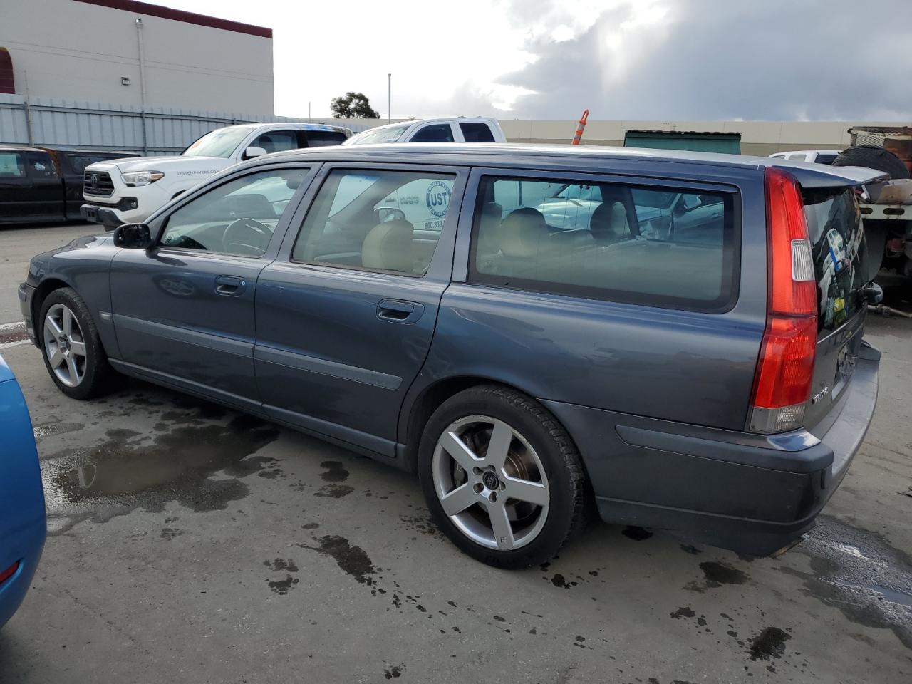 yv1sj52y942374276 YV1SJ52Y942374276 2004 Volvo V70 R