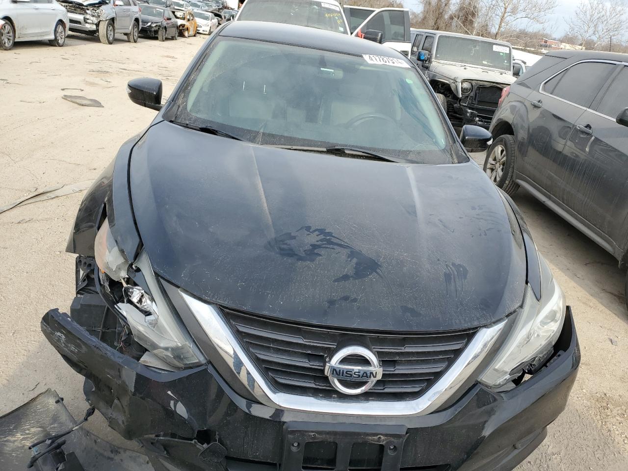 2017 Nissan Altima 2.5 vin: 1N4AL3AP4HC177577