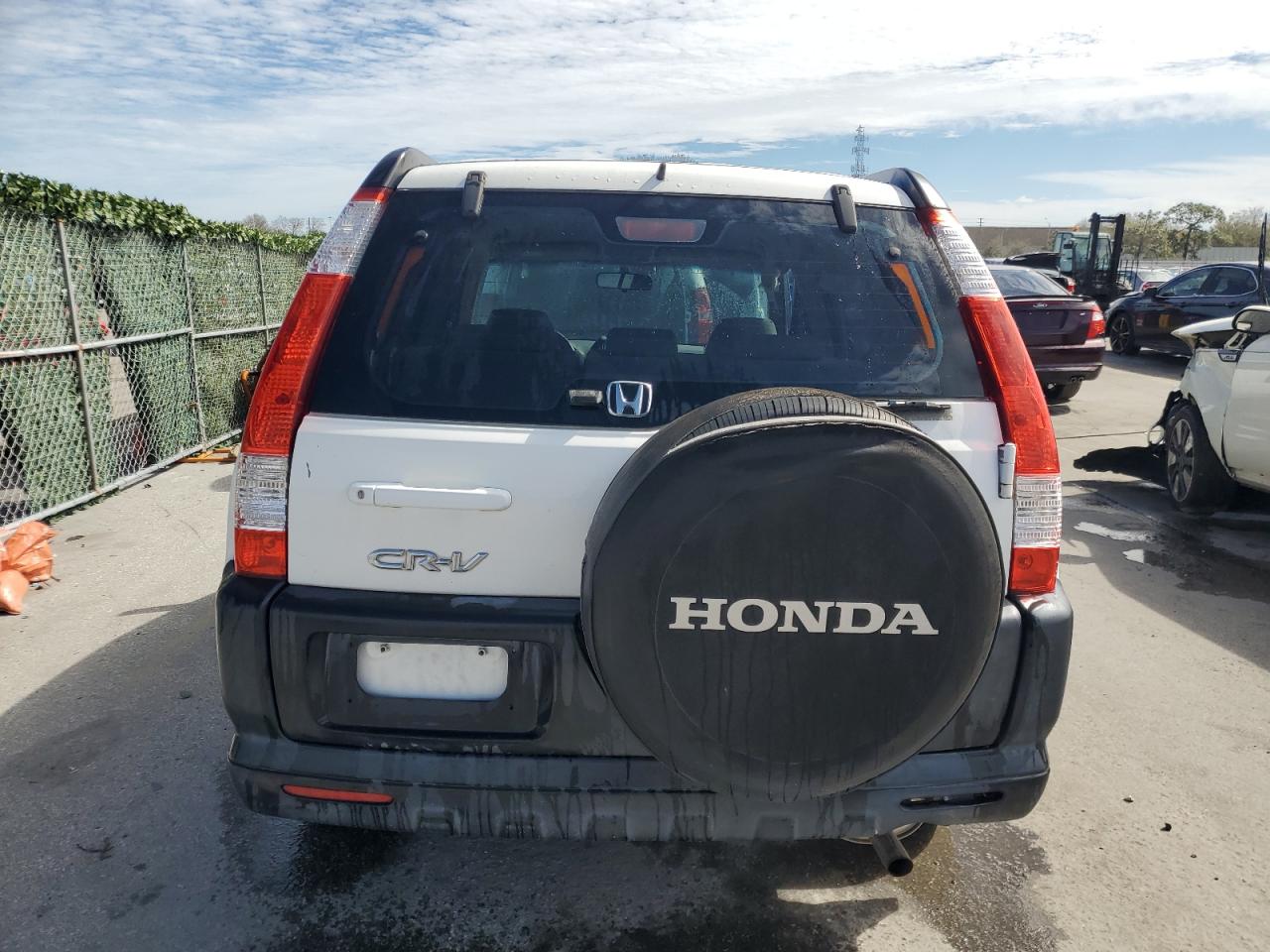 SHSRD68575U302921 2005 Honda Cr-V Lx