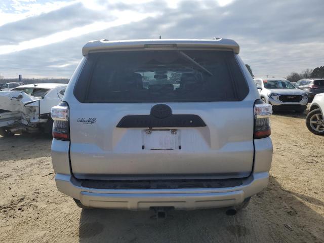 VIN WAUJ2AFC3DN133847 2018 TOYOTA 4RUNNER no.6