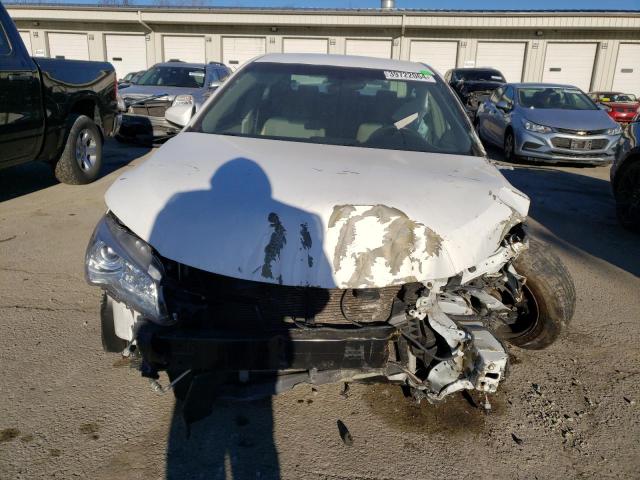 Lot #2443442789 2015 TOYOTA CAMRY LE salvage car