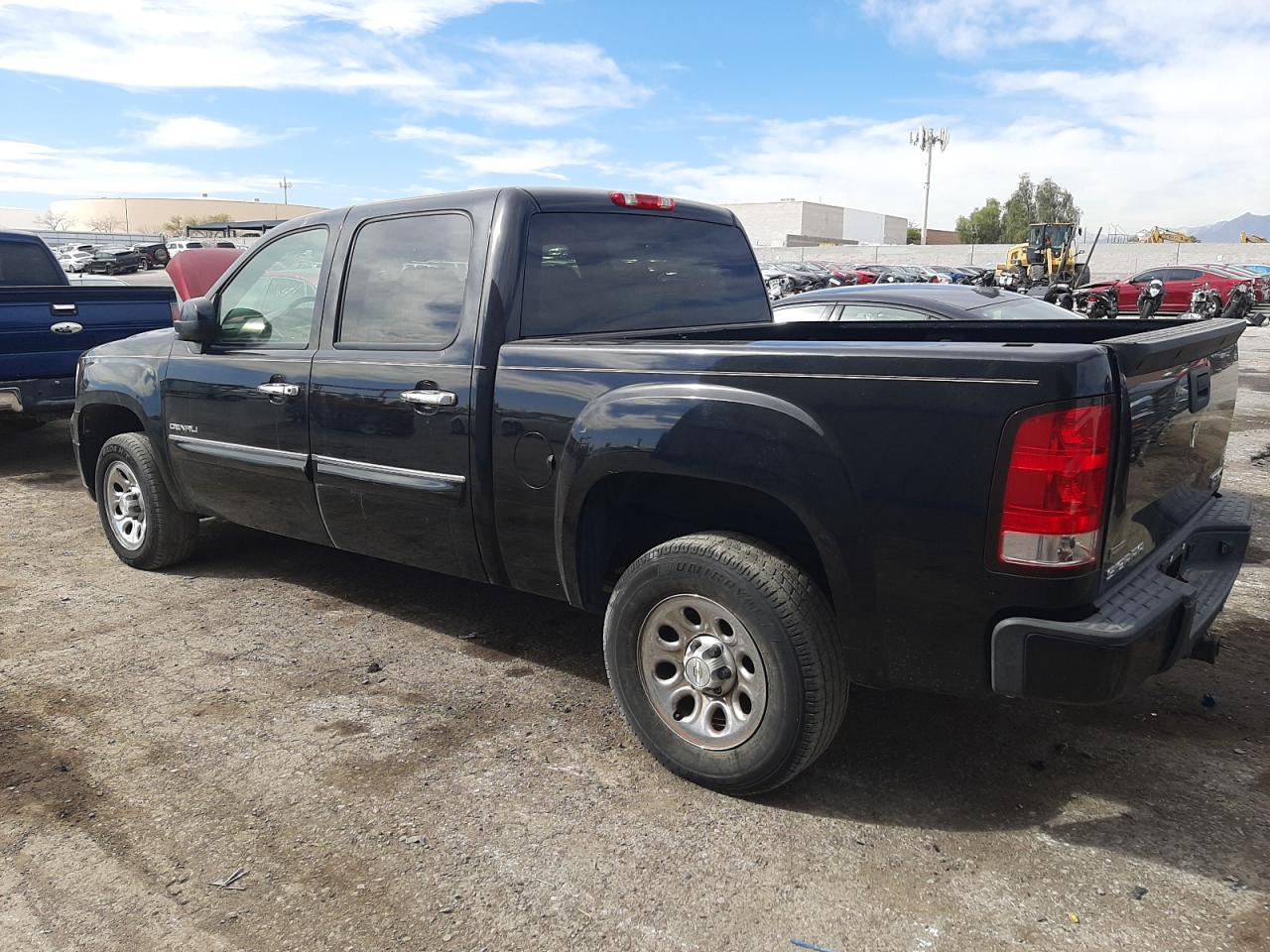 3gtp2xe21bg126765 3GTP2XE21BG126765 2011 GMC Sierra K1500 Denali