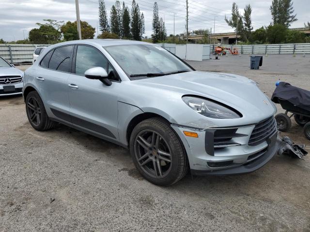 VIN WP1AA2A59LLB06018 2020 Porsche Macan no.4